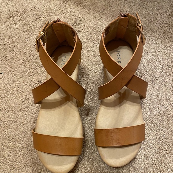 Platform shoes! - Picture 2 of 2